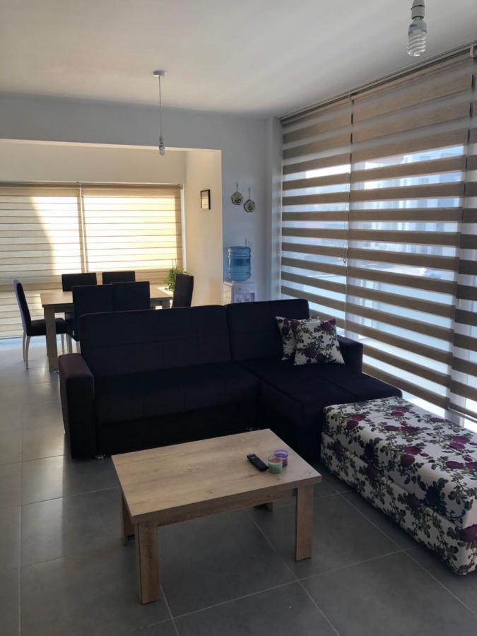 Reflex Apartment Spacious And Comfortable Nikosia Bagian luar foto