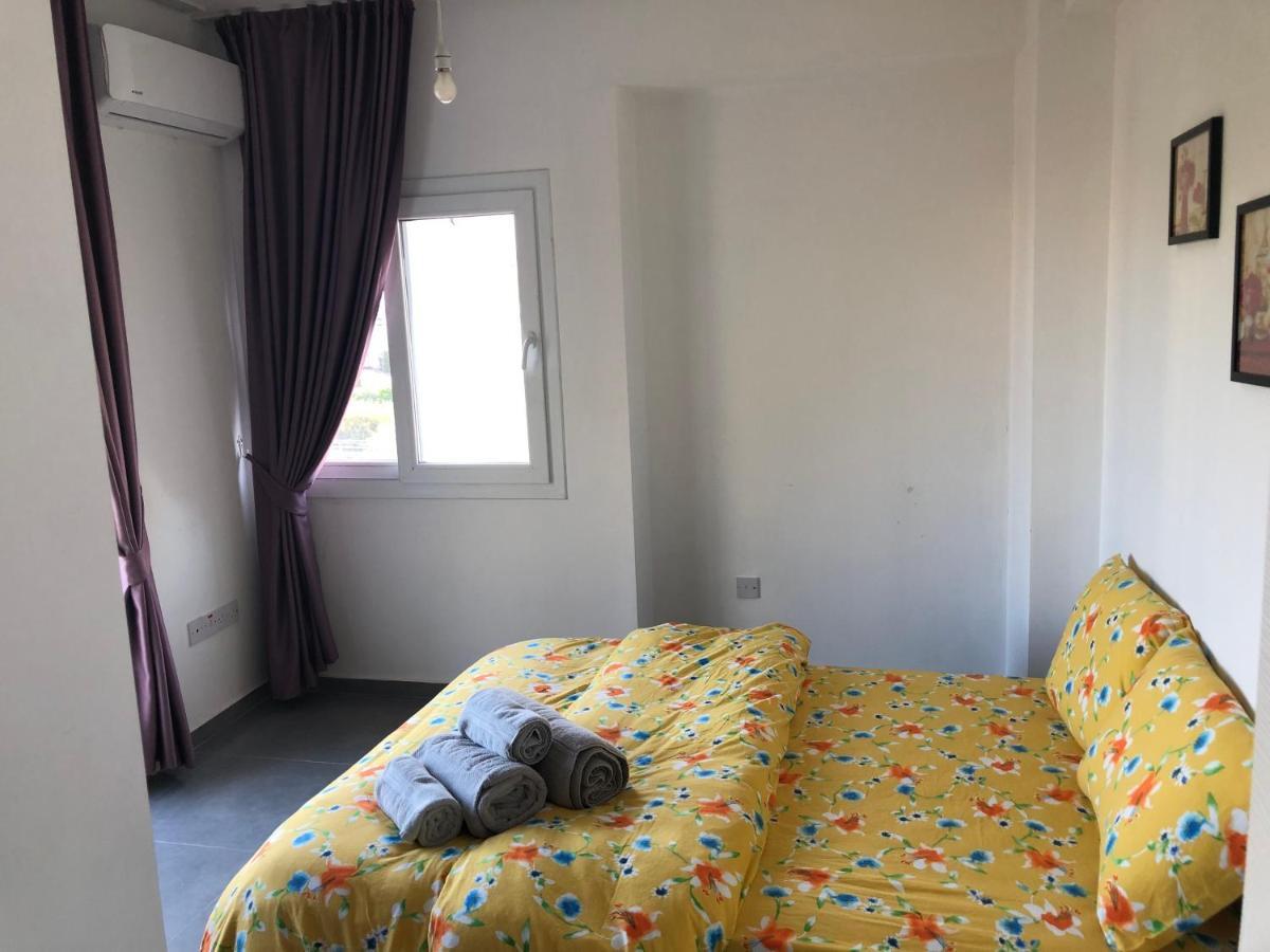 Reflex Apartment Spacious And Comfortable Nikosia Bagian luar foto